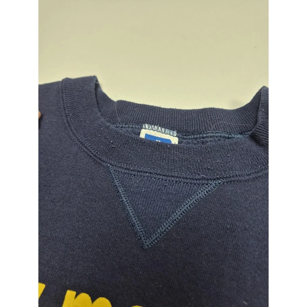 Vintage Michigan Wolverines Sweatshirt Mens Large Navy NCAA Basketball Russell
